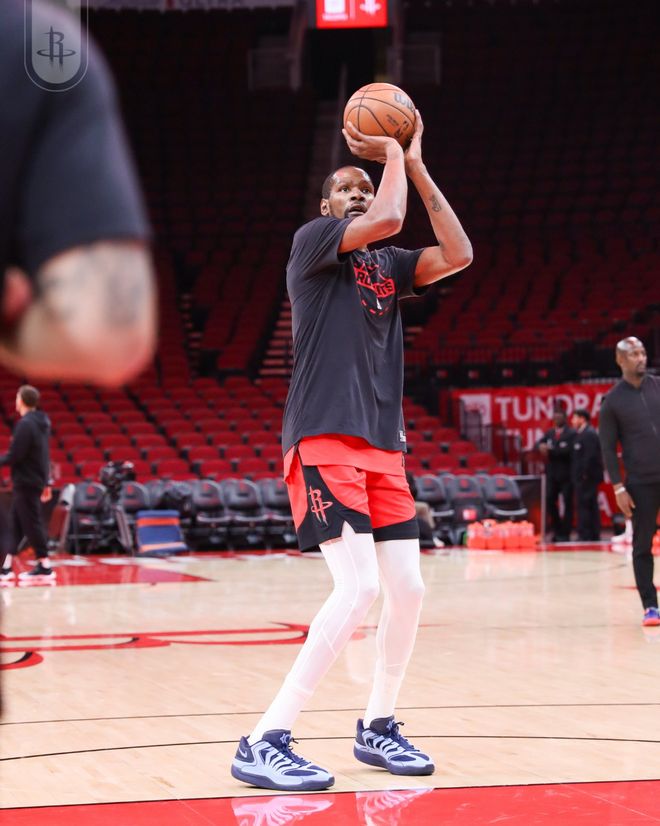 杜蘭特28+10火箭戰(zhàn)勝公牛結(jié)束3連敗，申京23+7+11湯普森23分