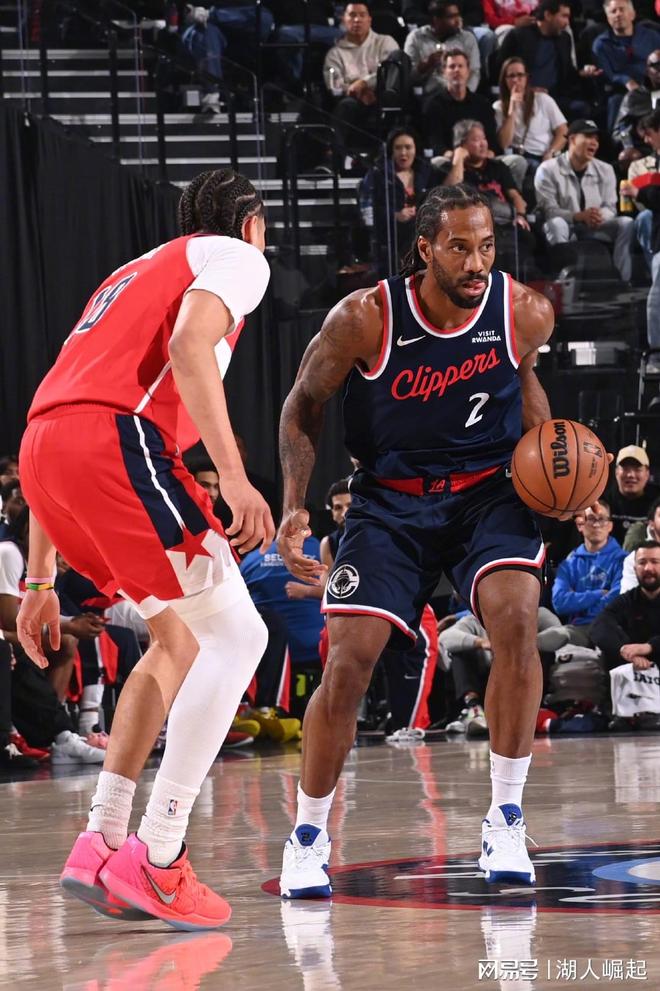 萊納德33+4快船擊敗奇才4連勝，哈登22+5+8喬治23+5