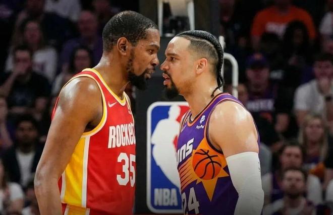 三巨頭走了倆，聯(lián)盟笑柄卻起飛了