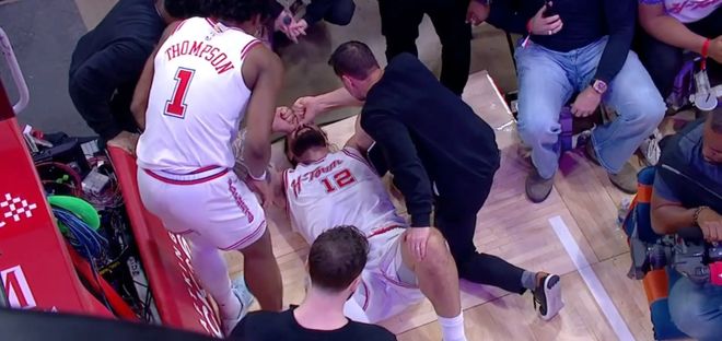 火箭遭重創(chuàng)！亞當(dāng)斯腳踝三級(jí)扭傷將無(wú)限期缺陣 可能會(huì)賽季報(bào)銷