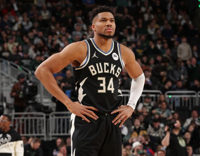 字母哥22+13+7傷退！雄鹿無緣23分逆轉(zhuǎn)殘陣掘金 近8戰(zhàn)6敗