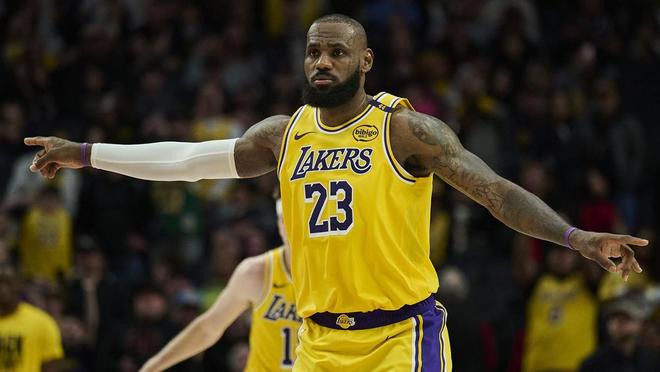 有些糾結？Shams：詹姆斯還沒想好賽季結束后是退役還是換隊