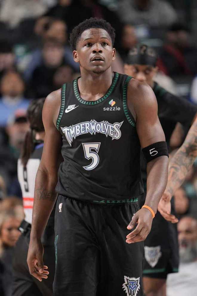 升前六！森林狼雙殺三狀元傷停獨(dú)行俠 華子復(fù)出20分蘭德爾31分