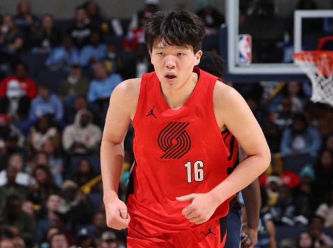 楊瀚森0+1+1！開(kāi)拓者慘負(fù)騎士吞5連敗 阿倫40+17+4帽生涯新高