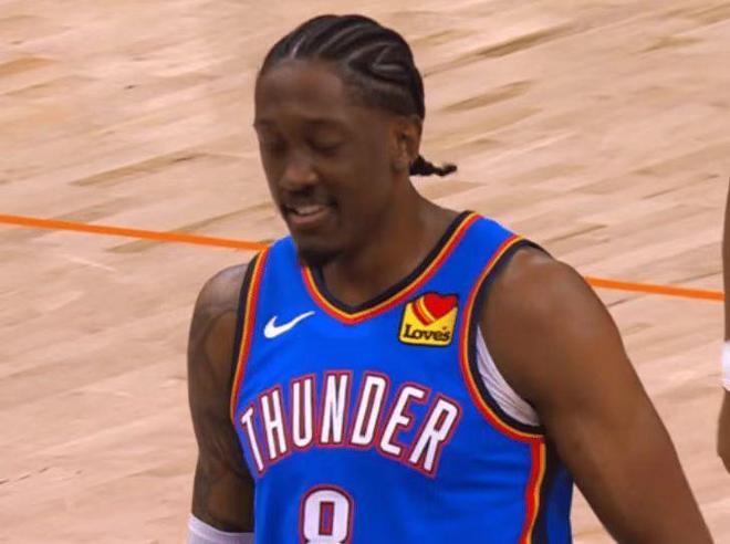 鞏固聯(lián)盟第一！雷霆27分大勝太陽 杰倫前11中11傷退28分