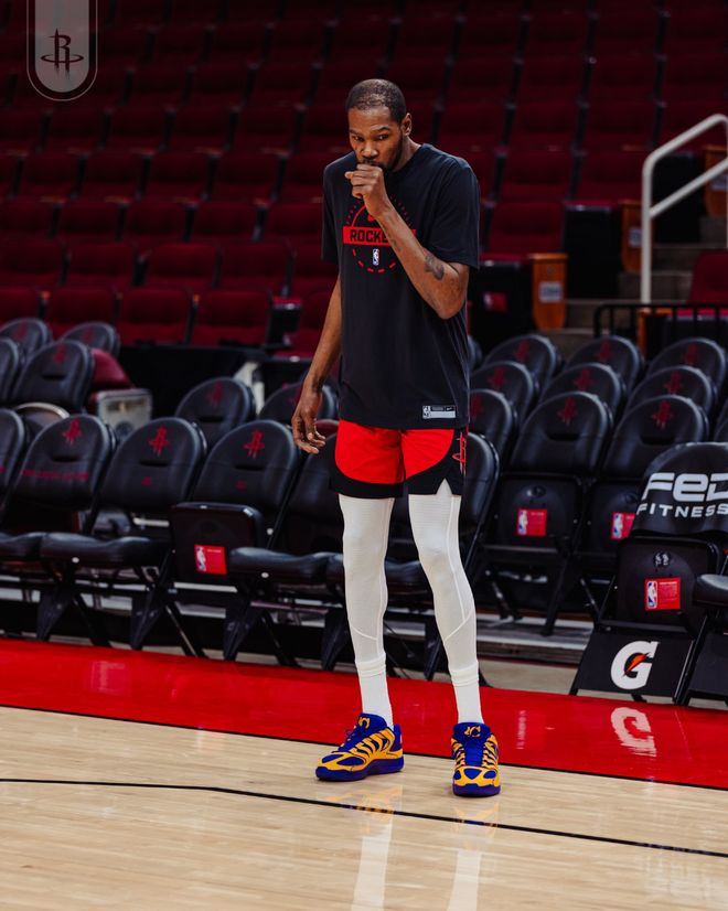 杜蘭特26分6板火箭戰(zhàn)勝快船，申京22分7板5助攻小卡24分8板